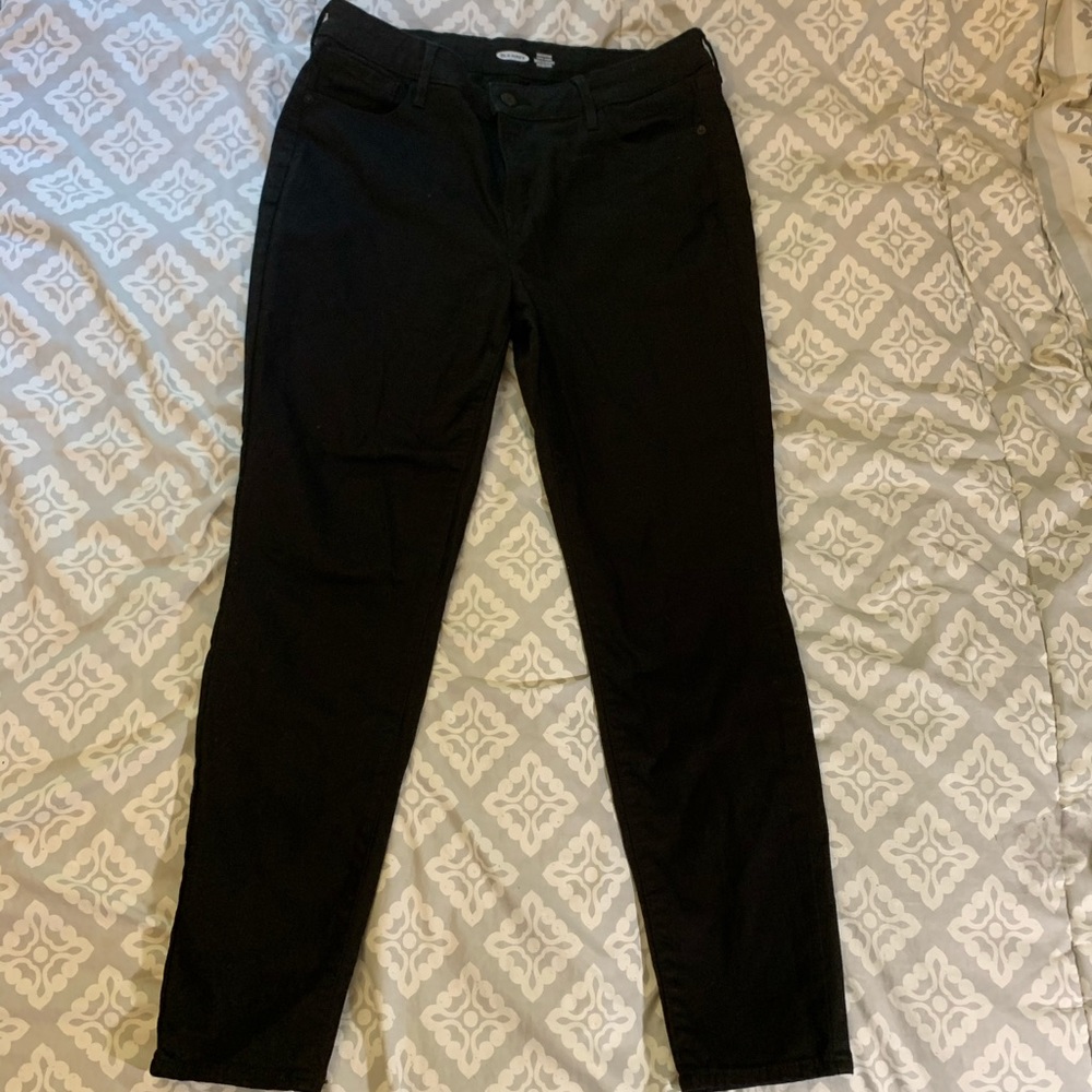 🍓Old Navy Black Rockstar Skinny Jeans